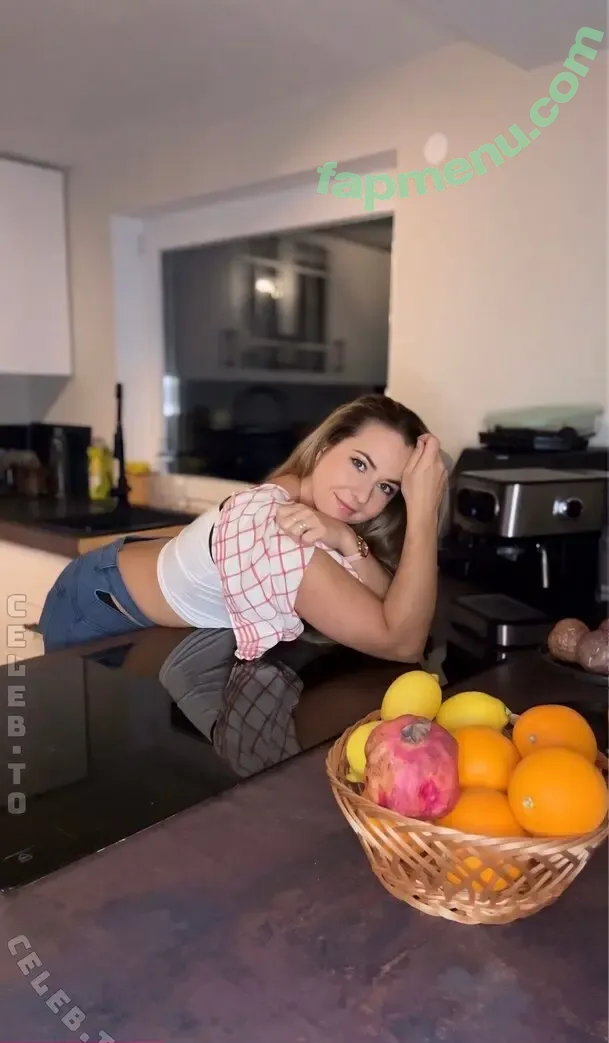 Lena Hammer nude photo #0057 (lena.hammer)