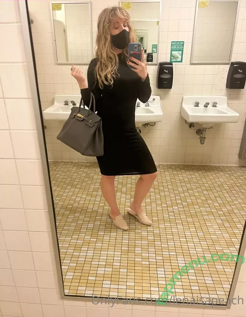 Lena Paul nude photo #3101 (LenaIsAPeach / Lena_Paulx / lenapaulxo)