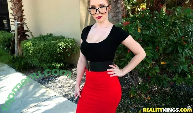 Lena Paul nude photo #3465 (LenaIsAPeach / Lena_Paulx / lenapaulxo)