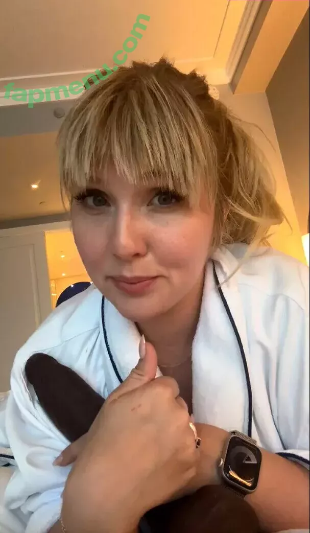 Lena Paul nude photo #3751 (LenaIsAPeach / Lena_Paulx / lenapaulxo)