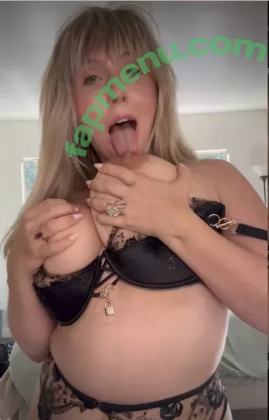 Lena Paul nude photo #3929 (LenaIsAPeach / Lena_Paulx / lenapaulxo)