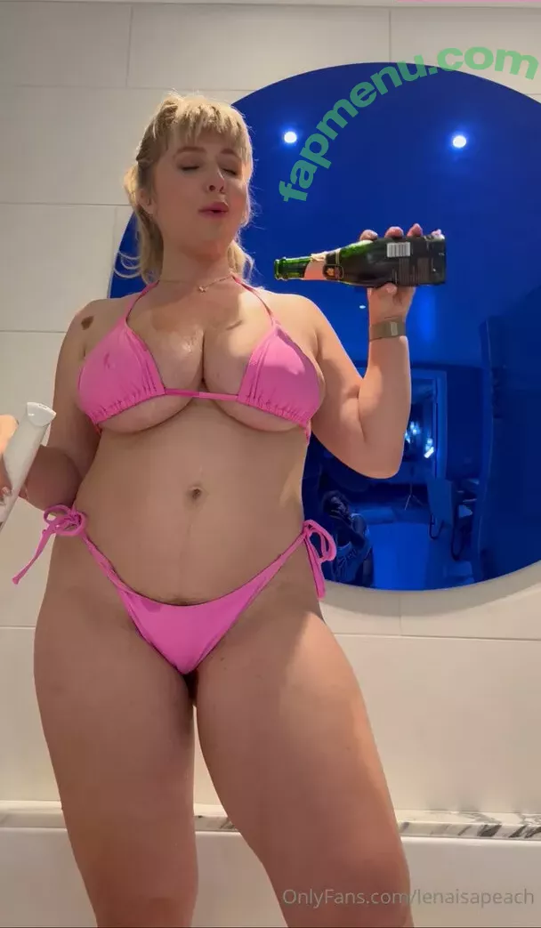 Lena Paul nude photo #3934 (LenaIsAPeach / Lena_Paulx / lenapaulxo)