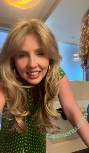 Lena Paul / LenaIsAPeach / Lena_Paulx / lenapaulxo nude photo #4638