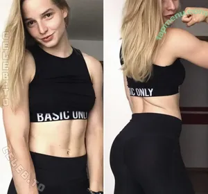 Lena Ramsteiner / fitness.prinzessin nude photo #0044