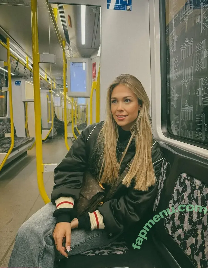 Lena Schwender nude photo #0072 (Lena ✨ / lenaschwender_)