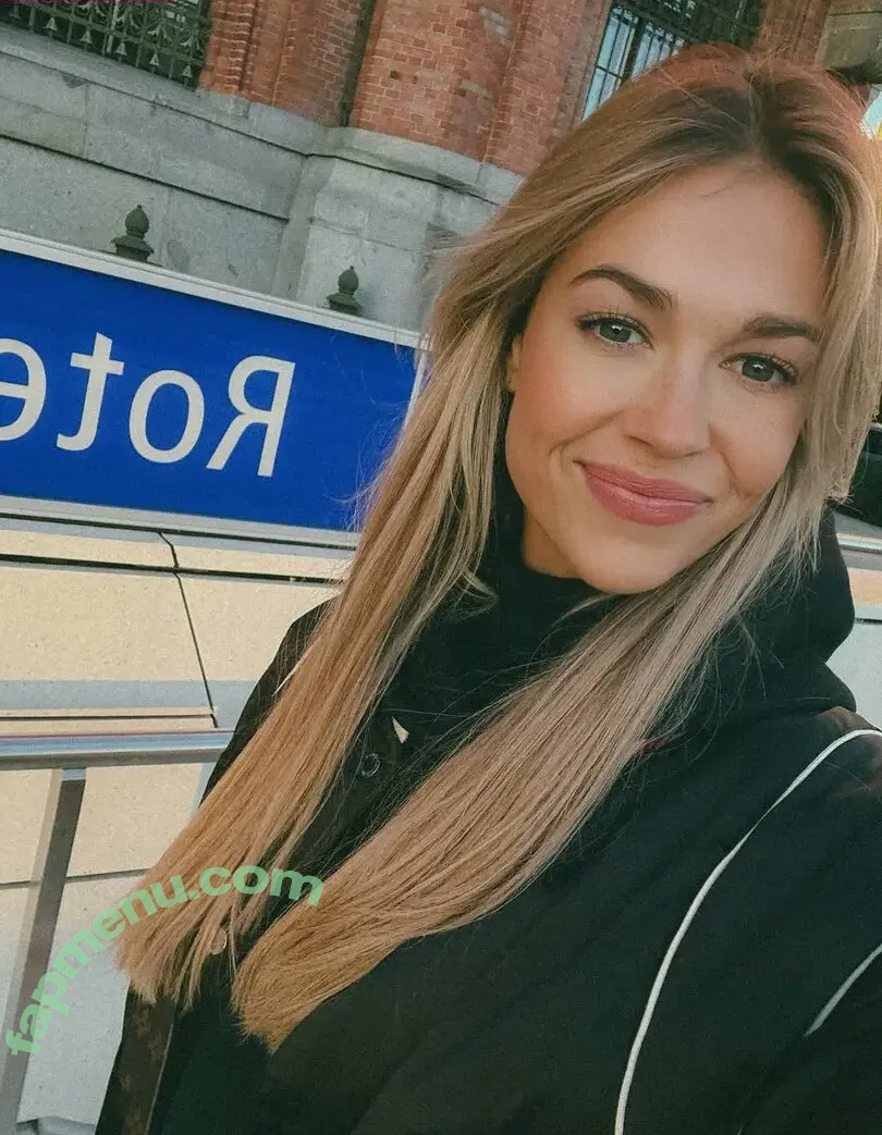 Lena Schwender nude photo #0074 (Lena ✨ / lenaschwender_)