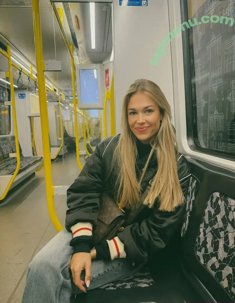 Lena Schwender nude photo #0075 (Lena ✨ / lenaschwender_)