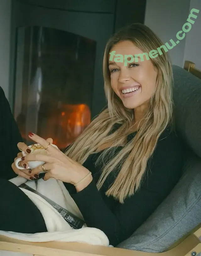 Lena Schwender nude photo #0082 (Lena ✨ / lenaschwender_)