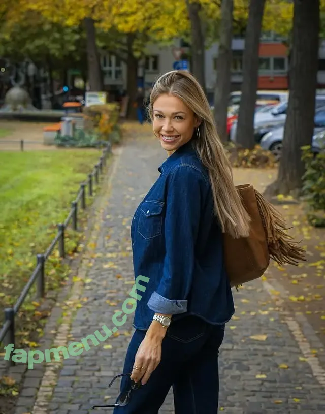 Lena Schwender nude photo #0098 (Lena ✨ / lenaschwender_)