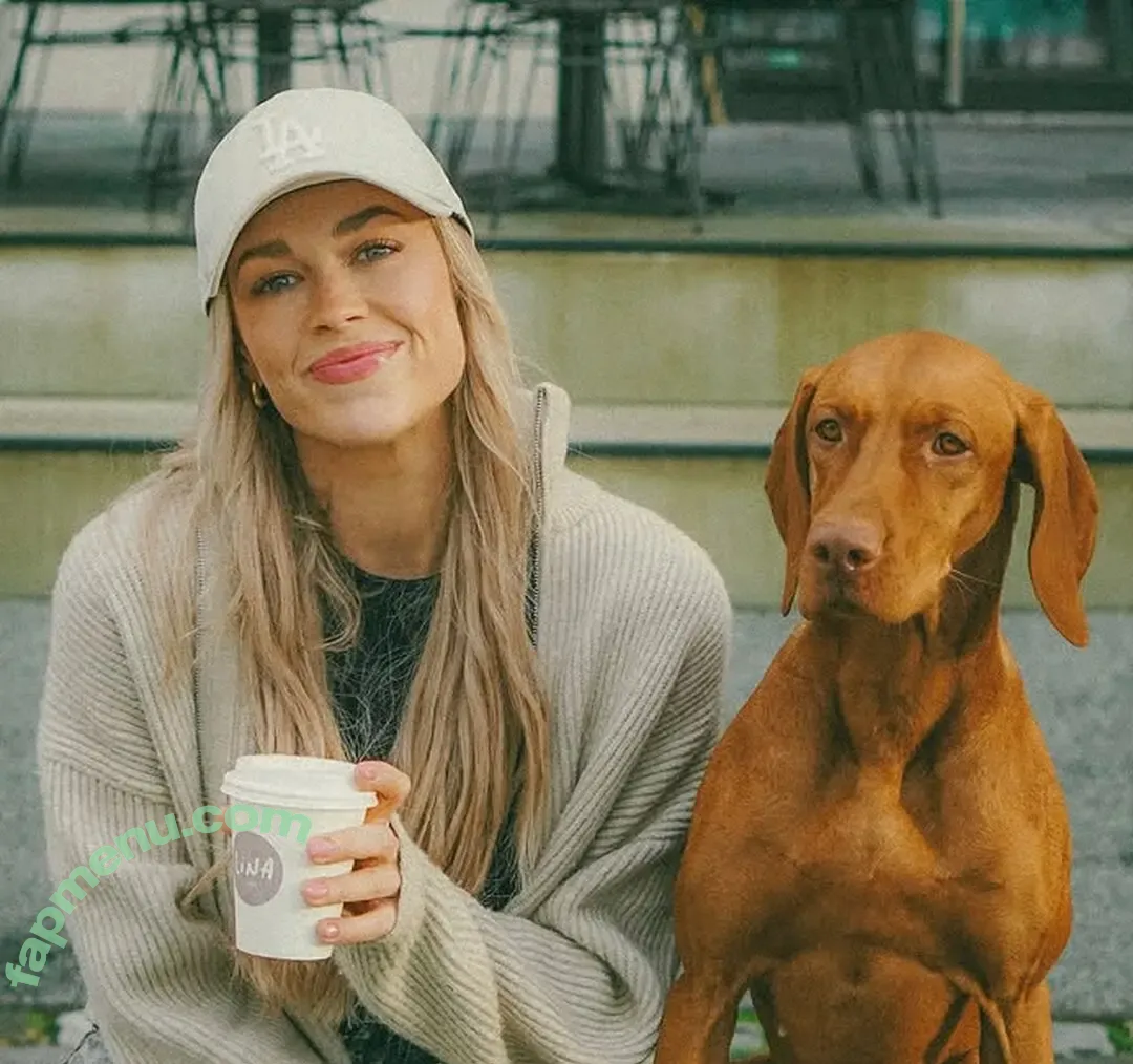 Lena Schwender nude photo #0104 (Lena ✨ / lenaschwender_)