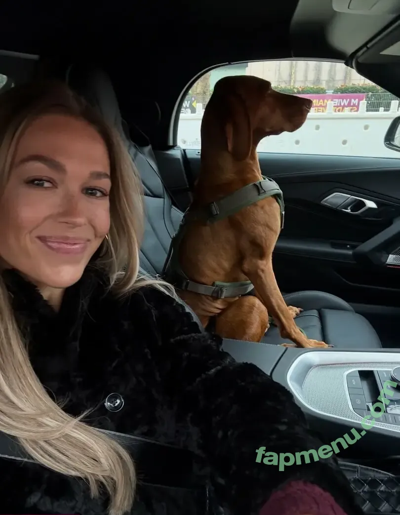 Lena Schwender nude photo #0178 (Lena ✨ / lenaschwender_)