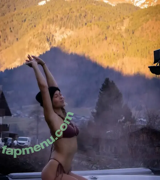 Lena Schwender nude photo #0221 (Lena ✨ / lenaschwender_)