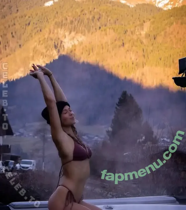 Lena Schwender nude photo #0225 (Lena ✨ / lenaschwender_)