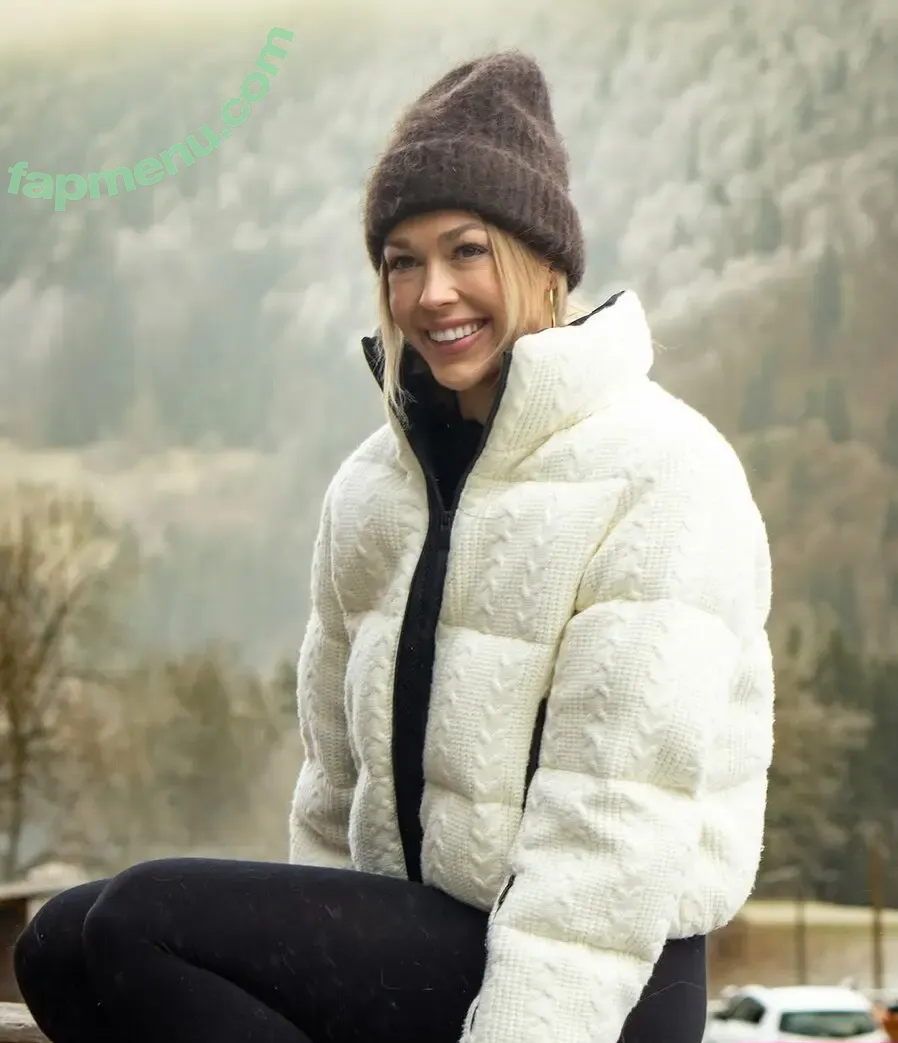 Lena Schwender nude photo #0230 (Lena ✨ / lenaschwender_)