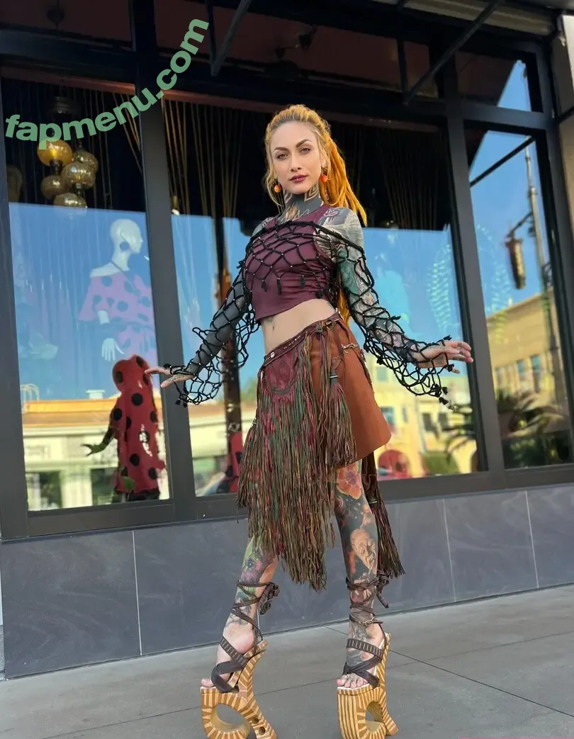 Lena Scissorhands nude photo #0093 (Infected Rain / lenaanderson / lenascissorhands)