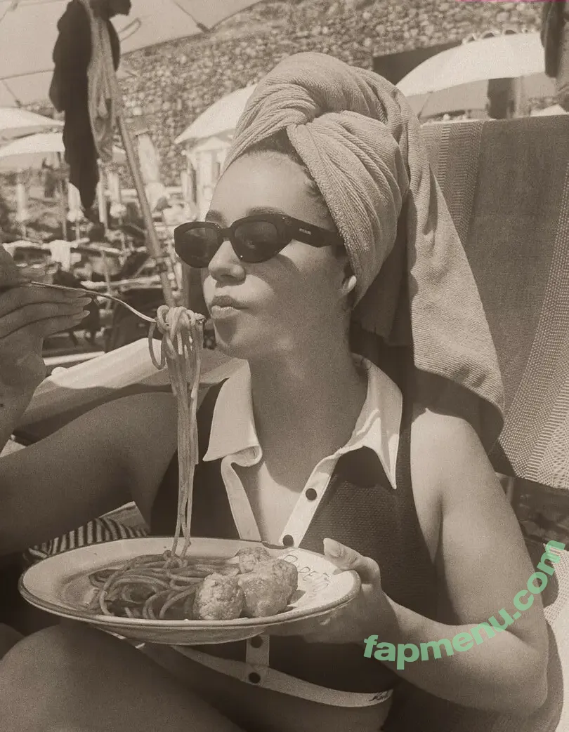 Lena Situations nude photo #0500 (Lena Mahfouf / lenaanderson / lenamahfouf / lenasituations)