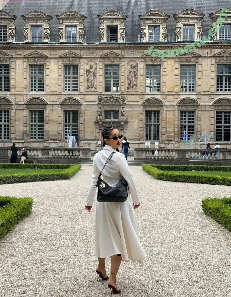 Lena Situations nude photo #0508 (Lena Mahfouf / lenaanderson / lenamahfouf / lenasituations)