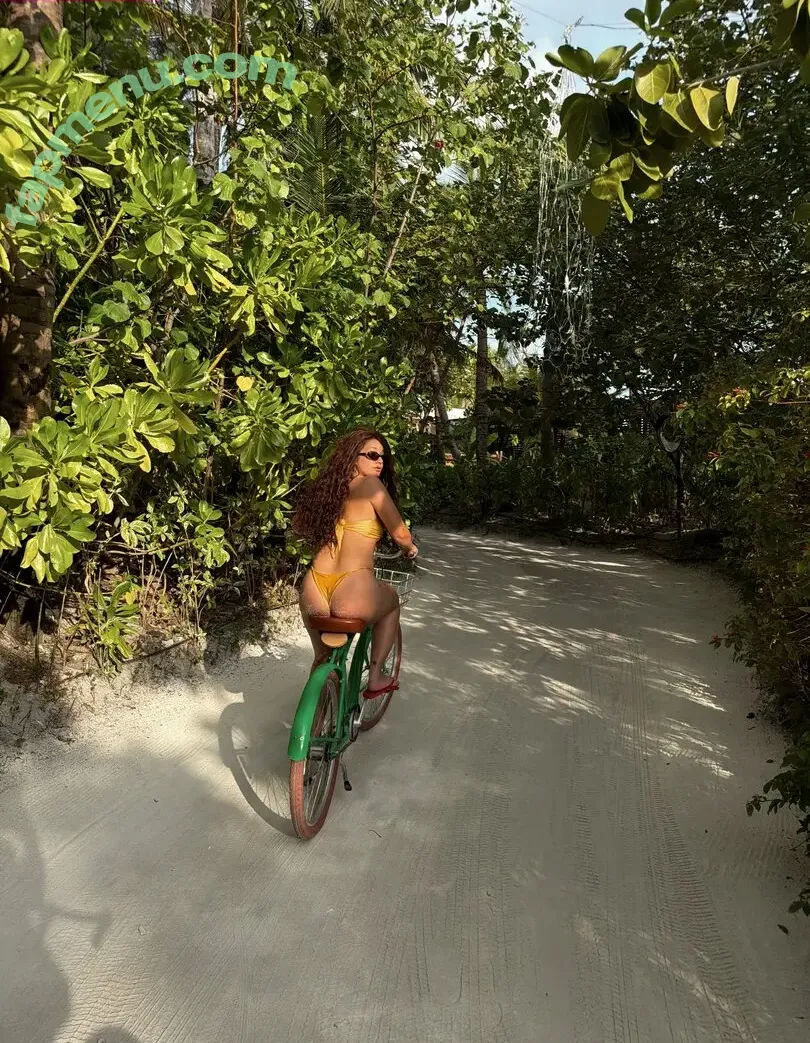 Lena Situations nude photo #0568 (Lena Mahfouf / lenaanderson / lenamahfouf / lenasituations)