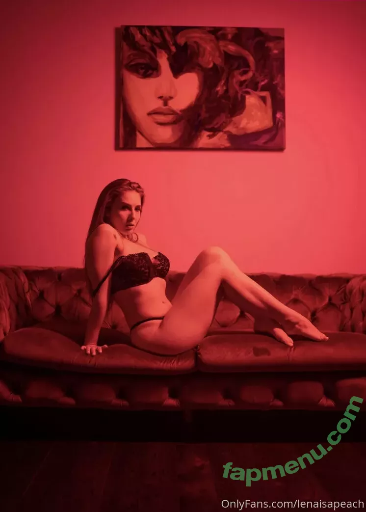lenaisapeach nude photo #0054 (lenapaulxo)