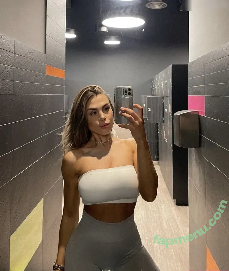 Lenaknk nude photo #0024 (Lenaknk)