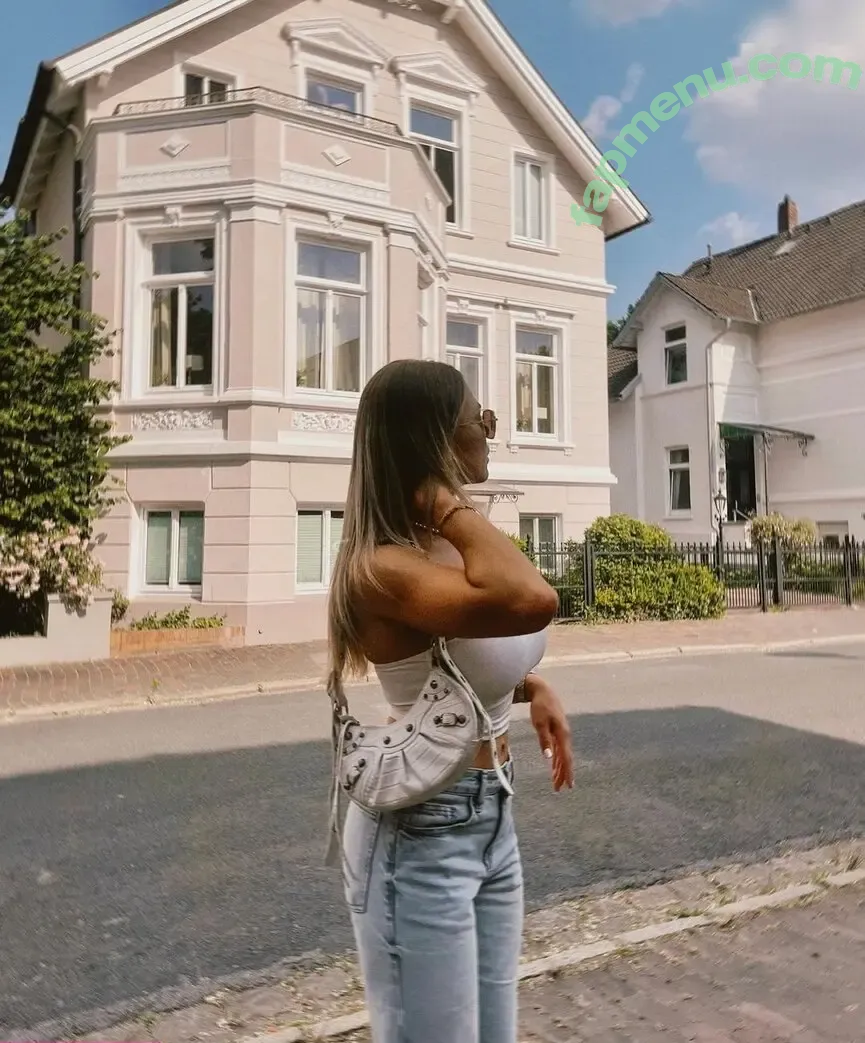 Lenaknk nude photo #0087 (Lenaknk)