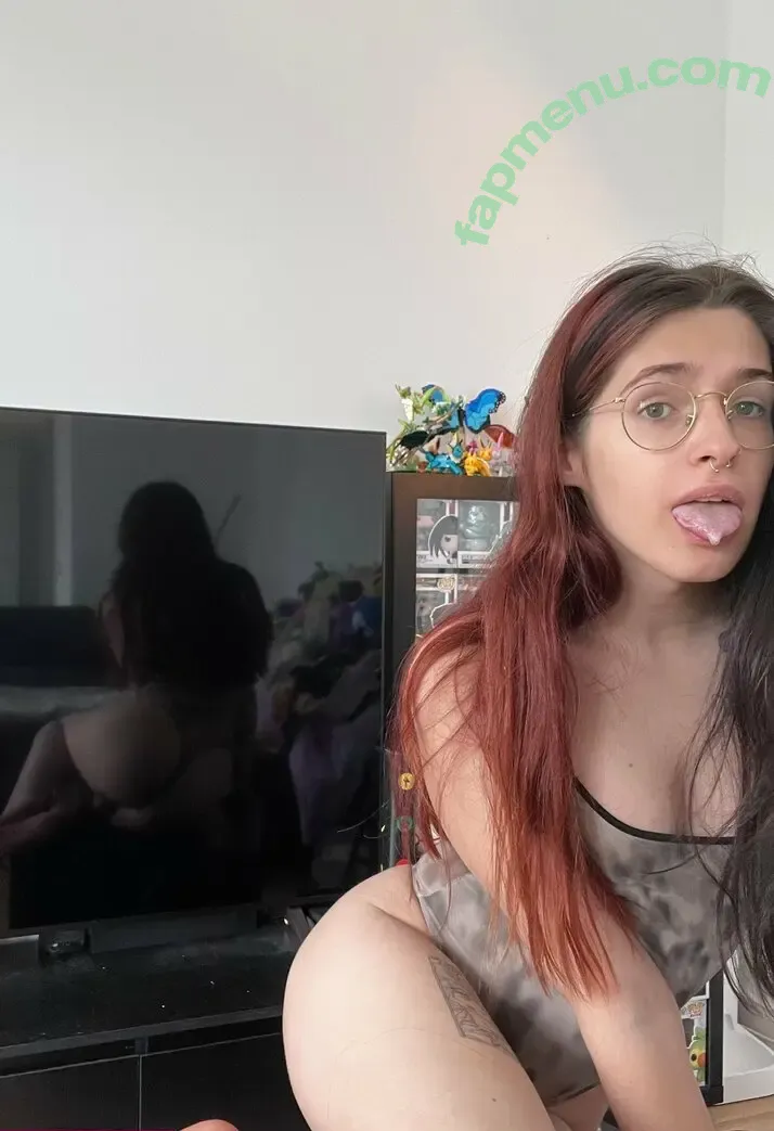 lenalevvenxo nude photo #0003 (lenalevvenxoxo)