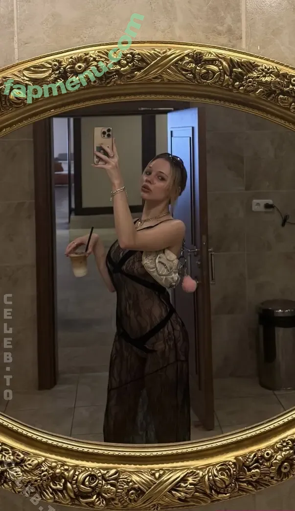 Leni Bahr nude photo #0101 (leni.bahr / leniibahr)