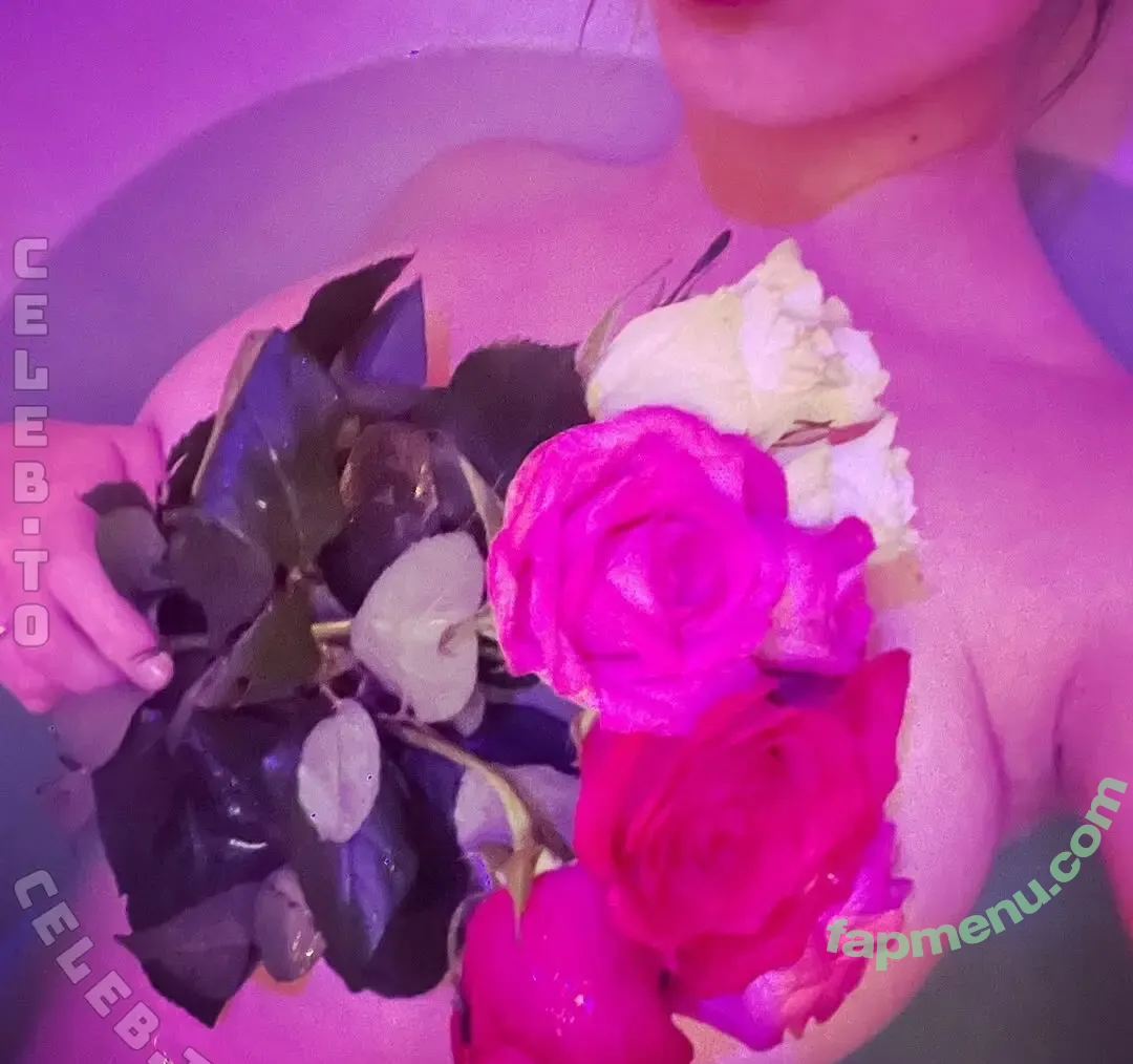 Leni Bahr nude photo #0105 (leni.bahr / leniibahr)