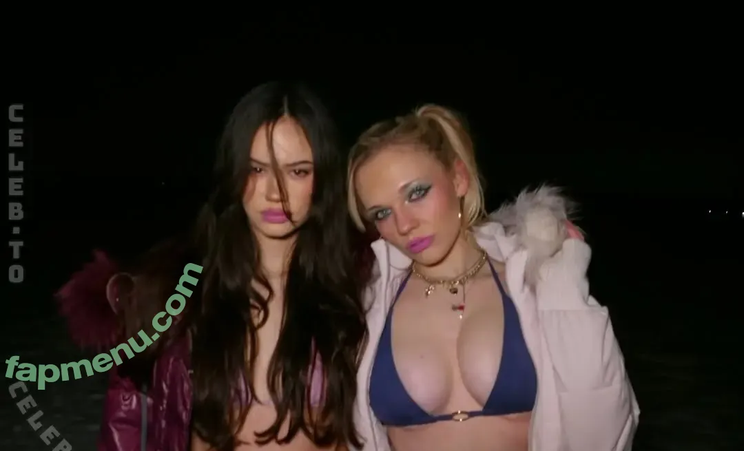 Leni Bahr nude photo #0154 (leni.bahr / leniibahr)