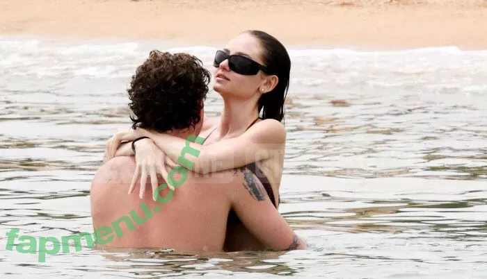 Leni Klum nude photo #1842 (leni.klum / leniklum)