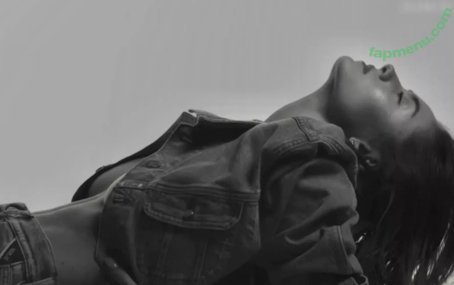 Leni Klum nude photo #1878 (leni.klum / leniklum)