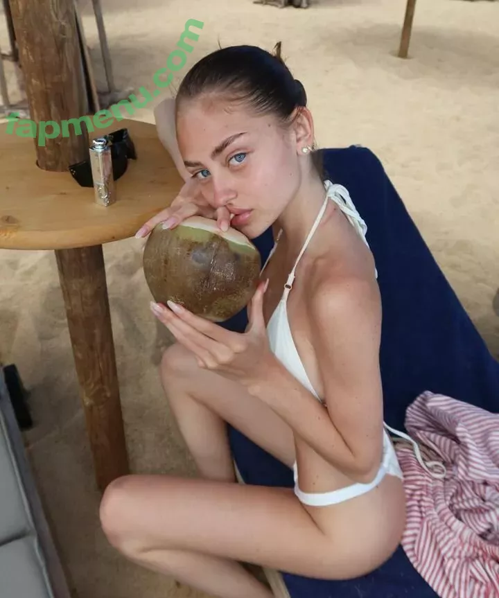 Leni Klum nude photo #1880 (leni.klum / leniklum)