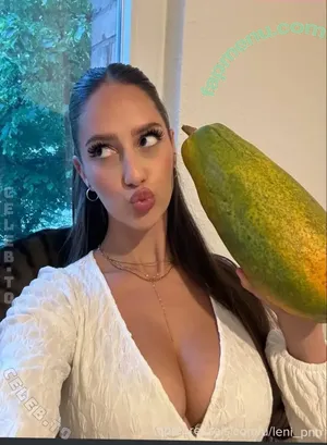 Leni_pntr nude photo #0100