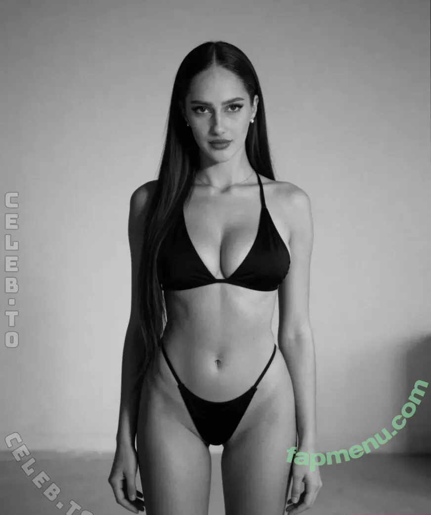 Leni_pntr nude photo #0098 (Leni_pntr)