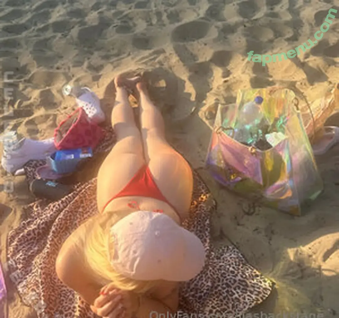 Leni.smy nude photo #0019 (lenismy / liasbackstage)