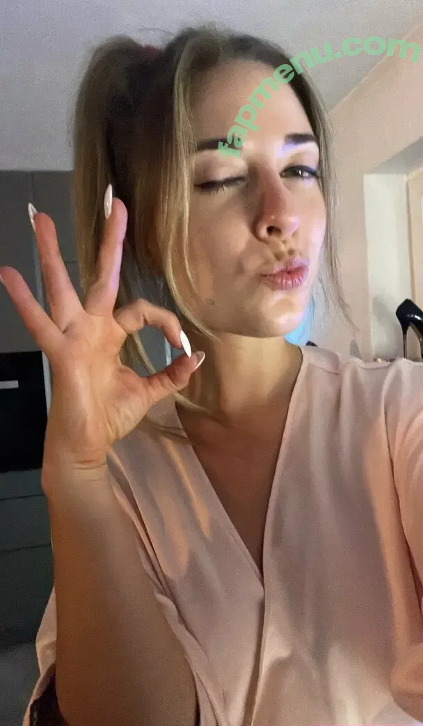 Lenifetisch nude photo #0034 (lenifetisch_)