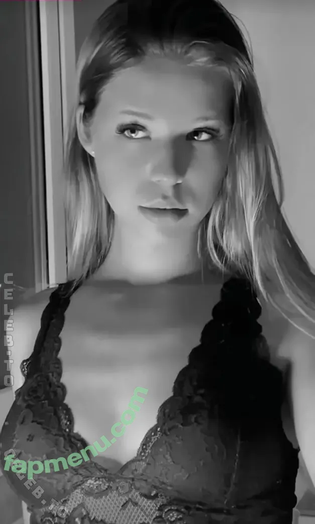 Lenii.brnnr nude photo #0015 (_leni.brnnr_)