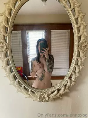 lennoxog / lennox_mainhattan nude photo #0010