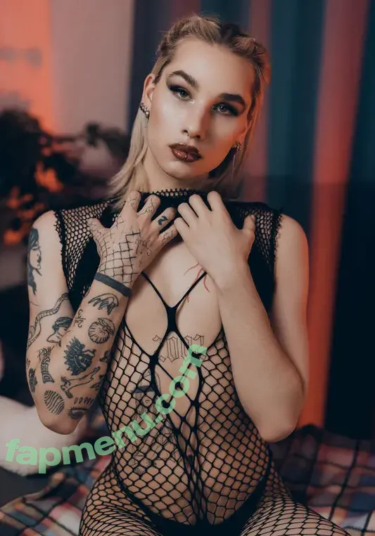 leo_varden nude photo #0032 (Zara_Wilson / Zara_Wilson_ / katrinewest)