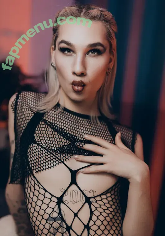 leo_varden nude photo #0033 (Zara_Wilson / Zara_Wilson_ / katrinewest)