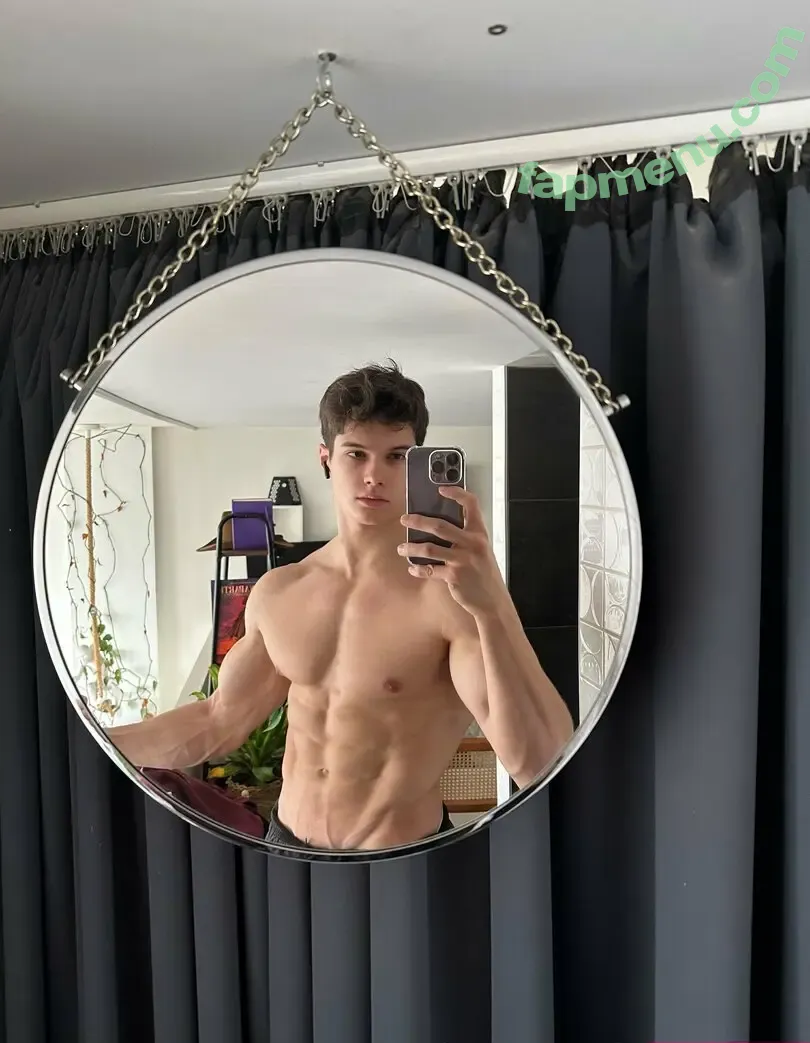 leoaesthetics nude photo #0026 (leoaesthetics)