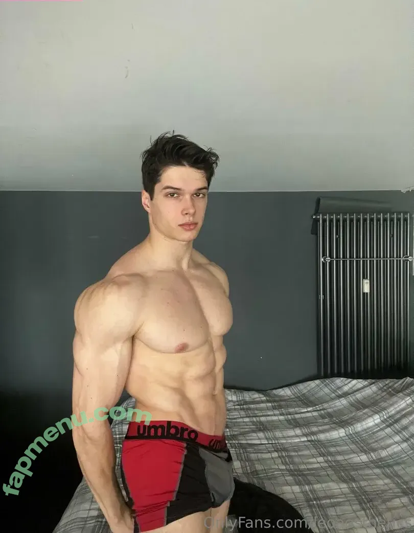 leoaesthetics nude photo #0031 (leoaesthetics)