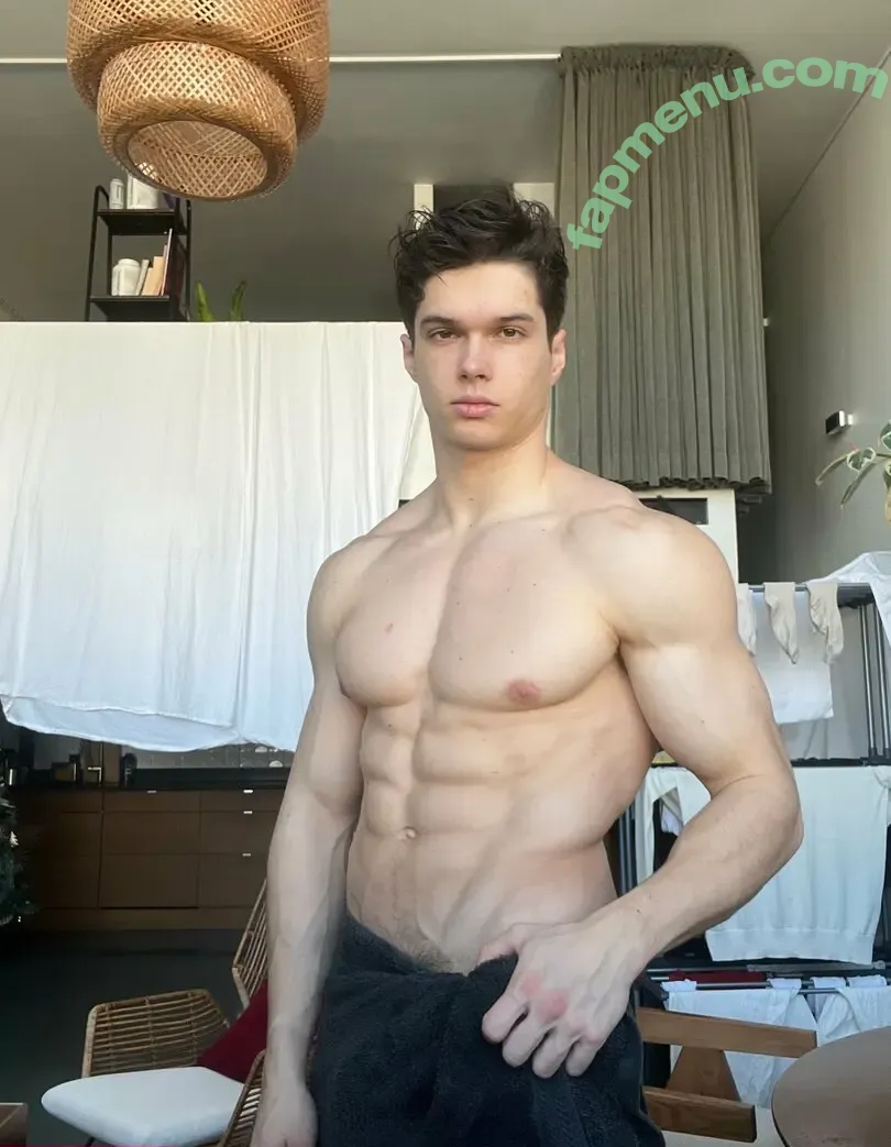 leoaesthetics nude photo #0036 (leoaesthetics)