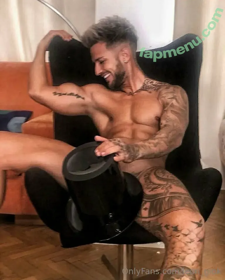 leon_giok nude photo #0005 (leonnavarr_)