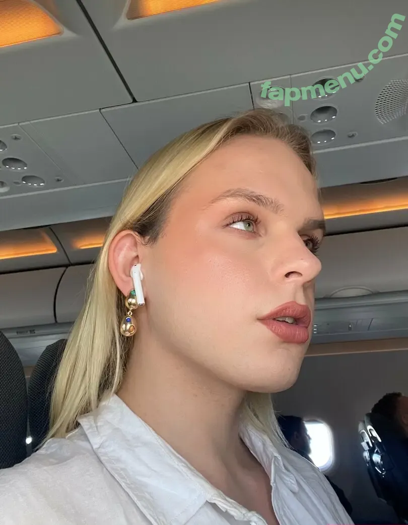 Leonacd nude photo #0025 (GoldPaleontologist5 / Leona_maa)