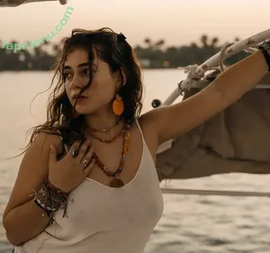 Leonie Buchegger / leonie.feliciaa nude photo #0059