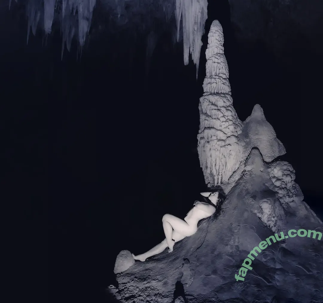 Leonie Buchegger nude photo #0036 (leonie.feliciaa)