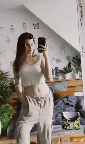 Leonie Busse / leonie__busse nude photo #0079