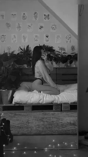 Leonie Busse / leonie__busse nude photo #0100