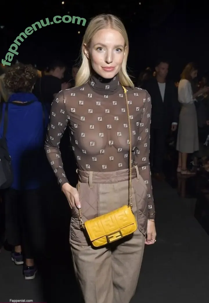 Leonie Hanne nude photo #0189 (leoniehanne / ohhcouture)